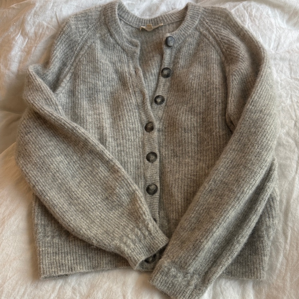 Sezane Othello Pearl Gray Cardigan